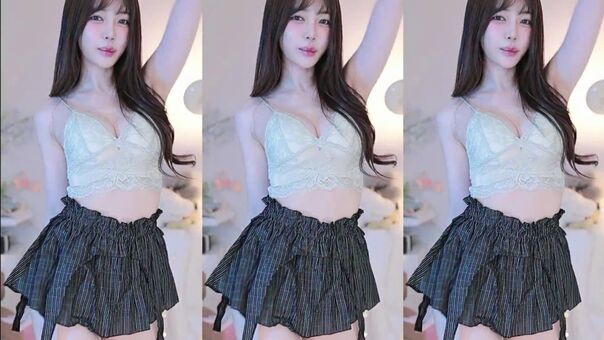 6yoon2 Alastonkuvavuotoja OnlyFansista 56
