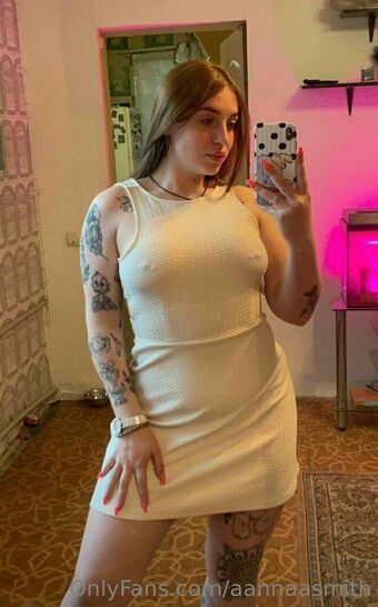 aannaasmith Alastonkuvavuotoja OnlyFansista 26