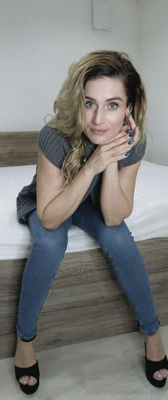 alessa_fiore Alastonkuvavuotoja OnlyFansista 36