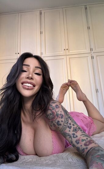 Alex Mucci Alastonkuvavuotoja OnlyFansista 60