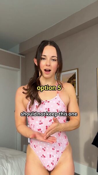 Alexandra Kerr Alastonkuvavuotoja OnlyFansista 50