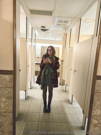 alicethroughwonderland