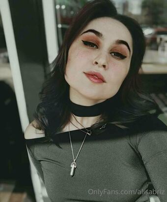 Alisabriz Alastonkuvavuotoja OnlyFansista 24