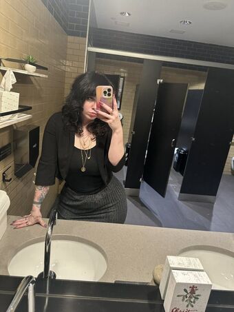 Allboutliz Alastonkuvavuotoja OnlyFansista 9