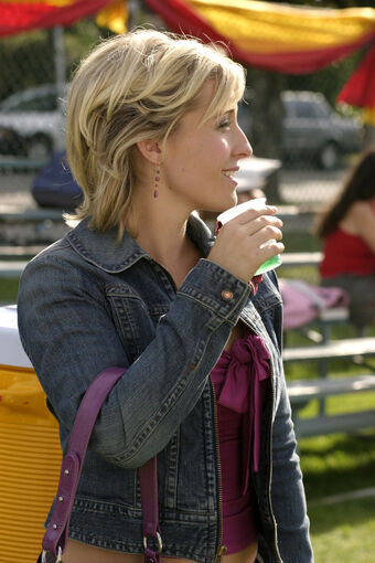 Allison Mack Alastonkuvavuotoja OnlyFansista 53