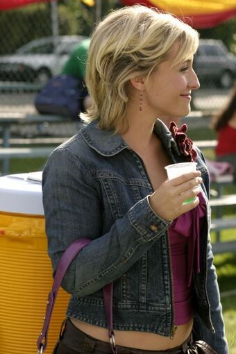 Allison Mack Alastonkuvavuotoja OnlyFansista 54