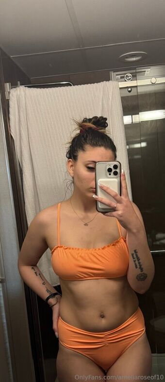 ameliaroseof10 Alastonkuvavuotoja OnlyFansista 8