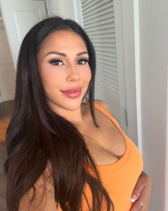 amydd Alastonkuvavuotoja OnlyFansista 30