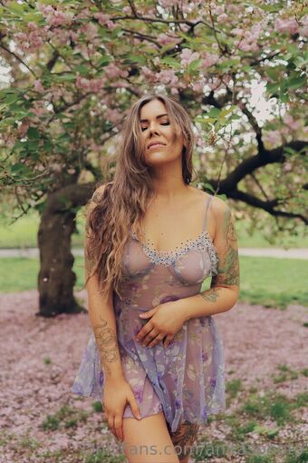 Anita Sadowska Alastonkuvavuotoja OnlyFansista 19