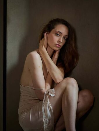 Anna Collini Alastonkuvavuotoja OnlyFansista 33