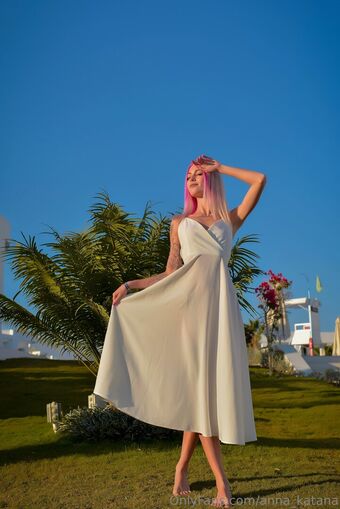 anna_katana