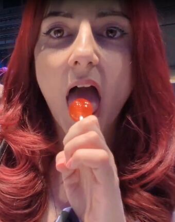 AnnieFuchsia
