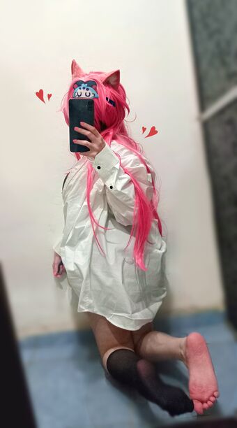 Anyacchi Alastonkuvavuotoja OnlyFansista 39