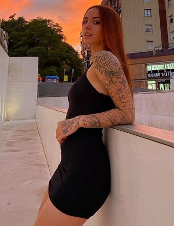 Ari Geli Alastonkuvavuotoja OnlyFansista 39