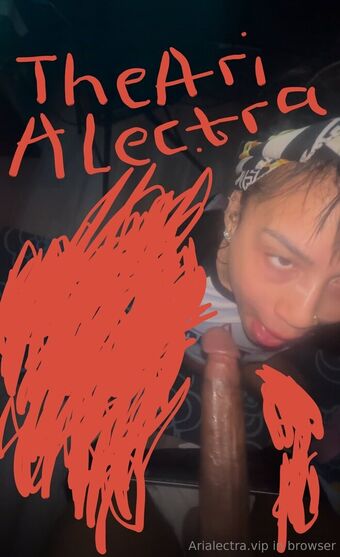 arialectrafree Alastonkuvavuotoja OnlyFansista 10