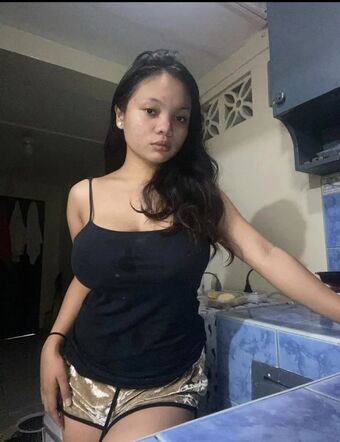 _arimae__ Alastonkuvavuotoja OnlyFansista 30