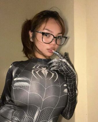 _arimae__ Alastonkuvavuotoja OnlyFansista 33