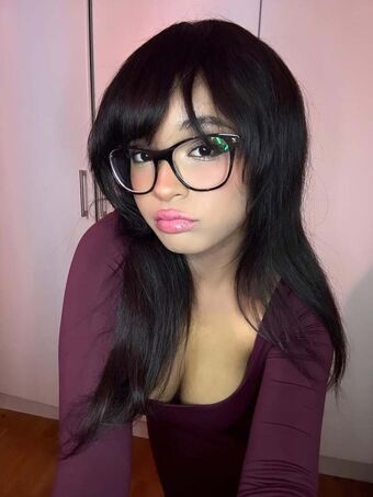 AshantiLoo Alastonkuvavuotoja OnlyFansista 14