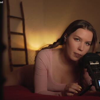 ASMR Mood Alastonkuvavuotoja OnlyFansista 162