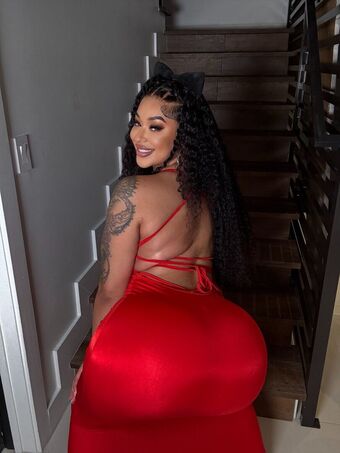 ASSZILLA Alastonkuvavuotoja OnlyFansista 740