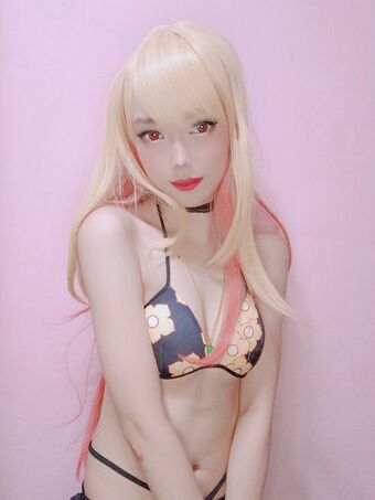 AsterCoser Alastonkuvavuotoja OnlyFansista 23