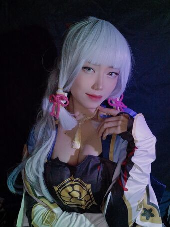 AsterCoser Alastonkuvavuotoja OnlyFansista 36