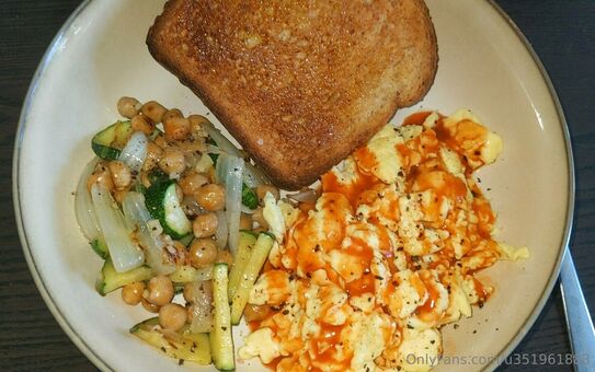 astrid-eclipse Alastonkuvavuotoja OnlyFansista 10