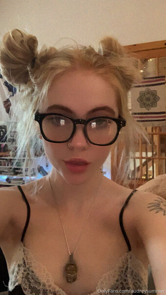 audreysummer Alastonkuvavuotoja OnlyFansista 20