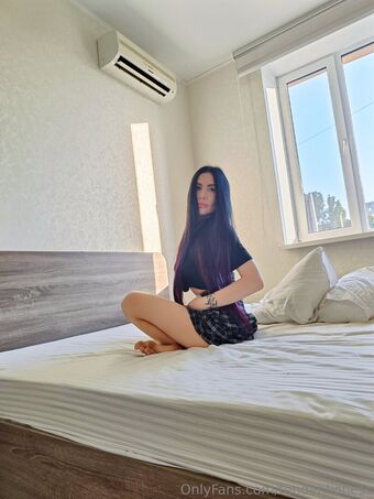 avaleeeee Alastonkuvavuotoja OnlyFansista 3