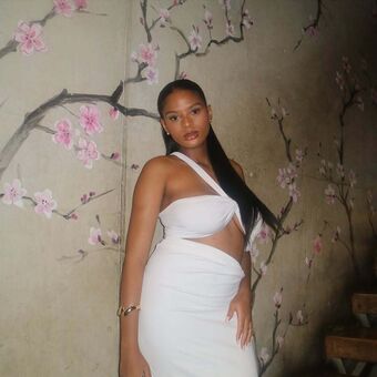Ayanda Pambo Alastonkuvavuotoja OnlyFansista 16