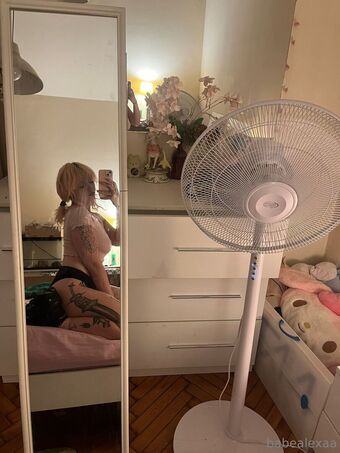 babealexaa Alastonkuvavuotoja OnlyFansista 52