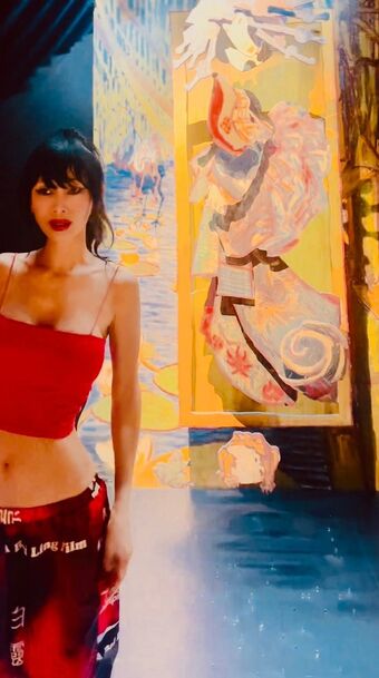 Bai Ling