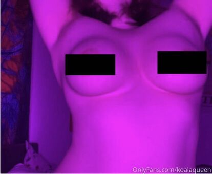 Bailey Grey Alastonkuvavuotoja OnlyFansista 24