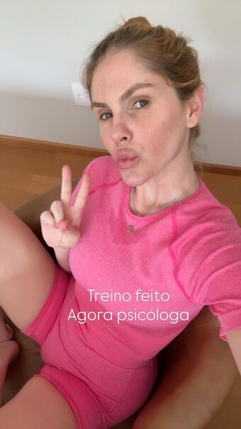 Barbara Evans Alastonkuvavuotoja OnlyFansista 58