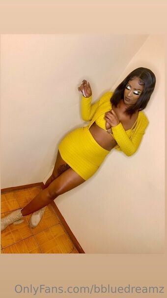 bbluedreamz Alastonkuvavuotoja OnlyFansista 9