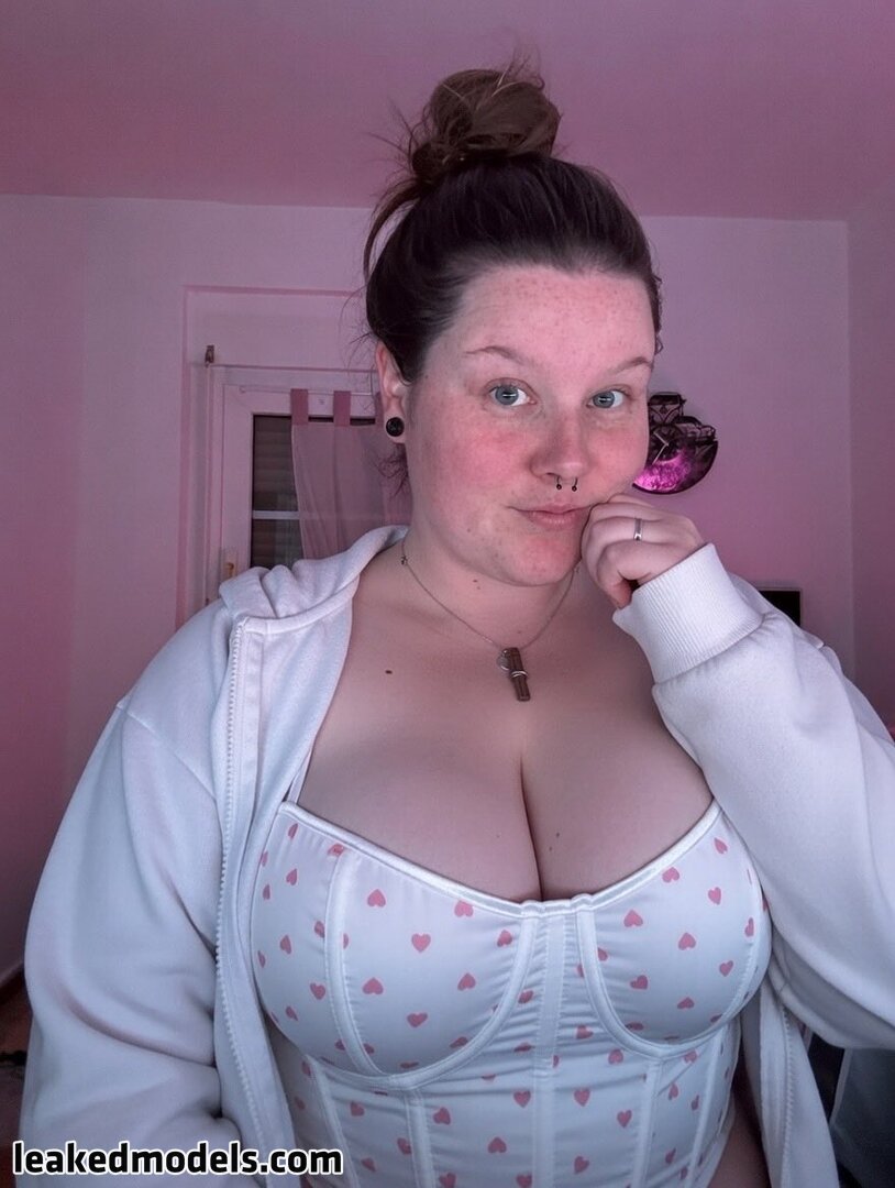 BBW / bbw_layla / chubby / curvy ladies / embersweetsvip / https: / monafaith / norarosejeanxx / vichotflix Kuva #30