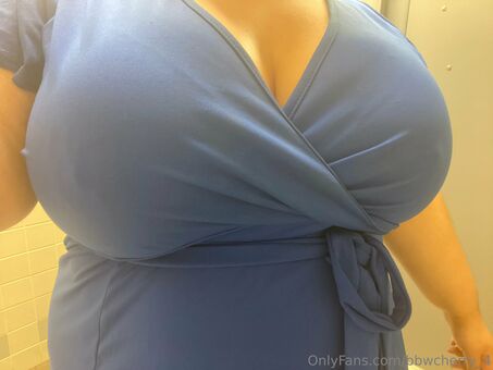 bbwcherry_4 Alastonkuvavuotoja OnlyFansista 2