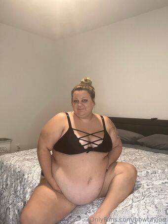 bbwtaylorr Alastonkuvavuotoja OnlyFansista 11