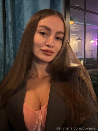 bbyadell Alastonkuvavuotoja OnlyFansista 14