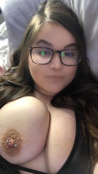 bbyjas Alastonkuvavuotoja OnlyFansista 14