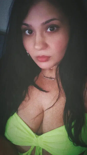 beautybygen92 Alastonkuvavuotoja OnlyFansista 35