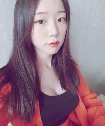 BJ Apple 사과 Alastonkuvavuotoja OnlyFansista 18