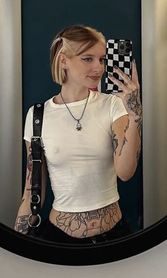 Bludaisy Alastonkuvavuotoja OnlyFansista 7