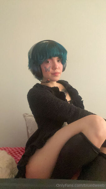 bluedweeb Alastonkuvavuotoja OnlyFansista 9