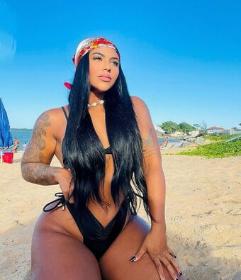 Bokinibabe Alastonkuvavuotoja OnlyFansista 25