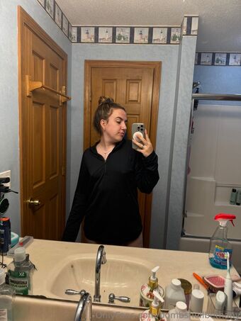 bombshellbethany Alastonkuvavuotoja OnlyFansista 8