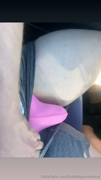 bubblegumshane Alastonkuvavuotoja OnlyFansista 17