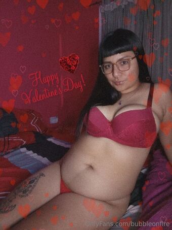 bubbleonfire Alastonkuvavuotoja OnlyFansista 14