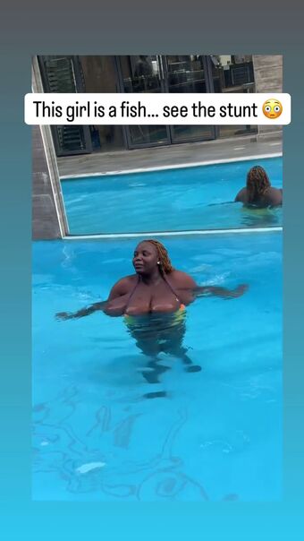 Busty Vivian Alastonkuvavuotoja OnlyFansista 55