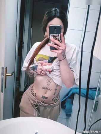 Candy777 Alastonkuvavuotoja OnlyFansista 15